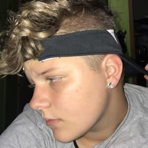 Meet your Posher, Alex